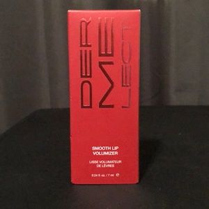 DERMELECT Smooth Lip Volumizer